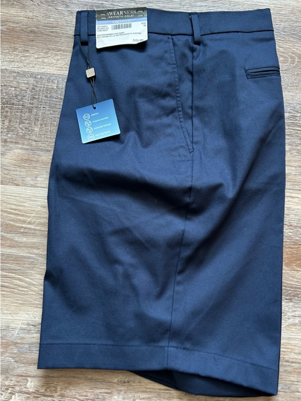 Kenneth Cole NWT men’s shorts 46 waist